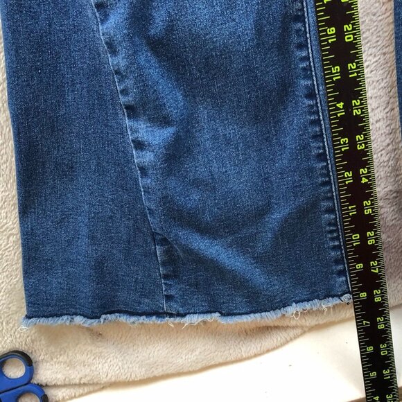 Womens Bib Overalls Large Blue Denim Flare Leg Vintage Medium Wash Casual Y2K - Picture 5 of 16